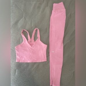 Alo Pink Workout set